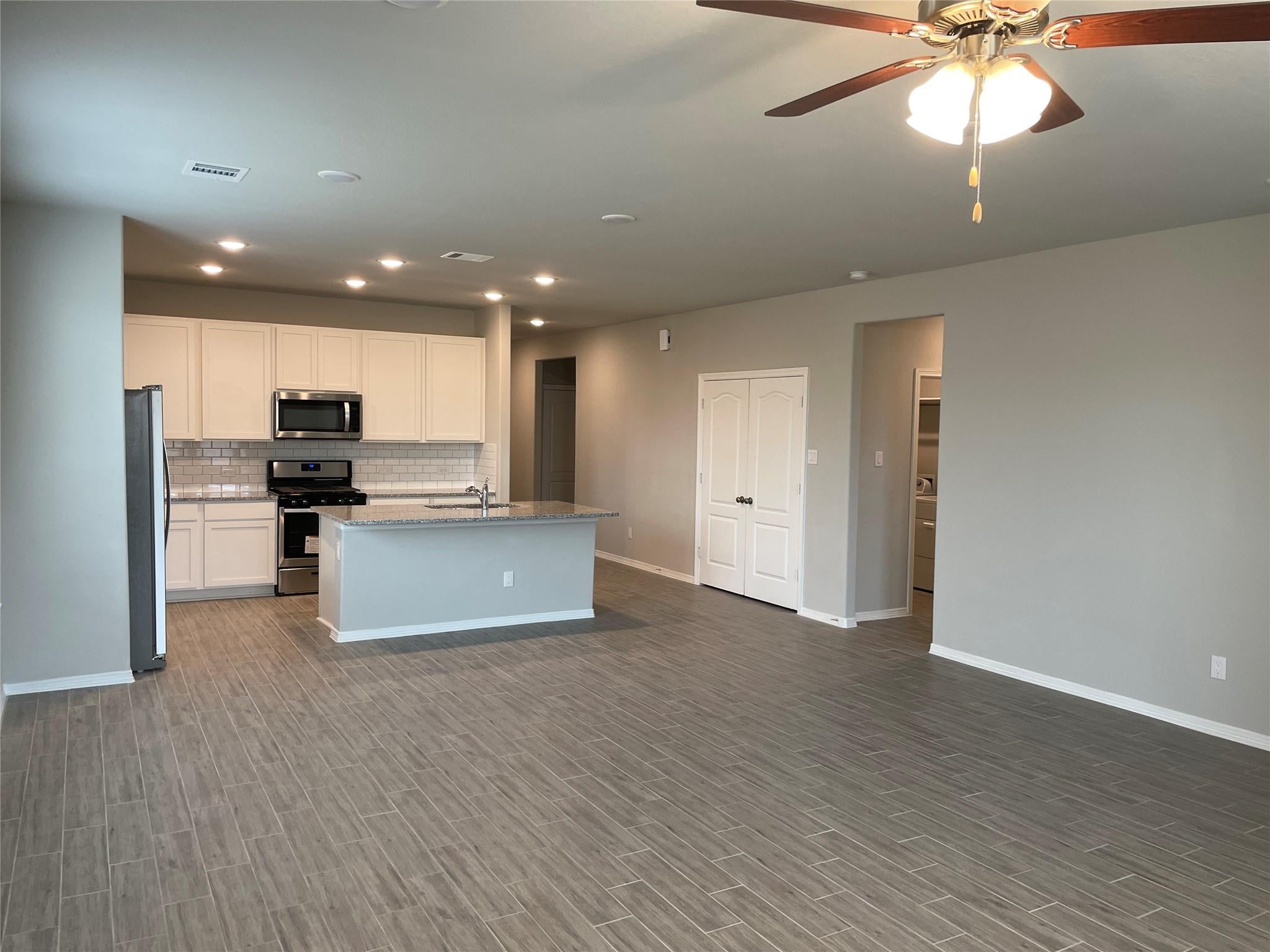 806 Cypress Summit Road