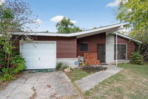 Photo of 119 Southbrook Circle, Houston, TX 77060 (MLS # 57290613)