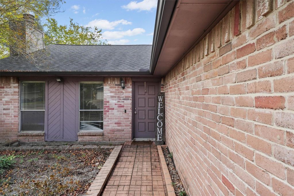 Photo of 10031 Spotted Horse Drive, Houston, TX 77064 (MLS # 10283753)