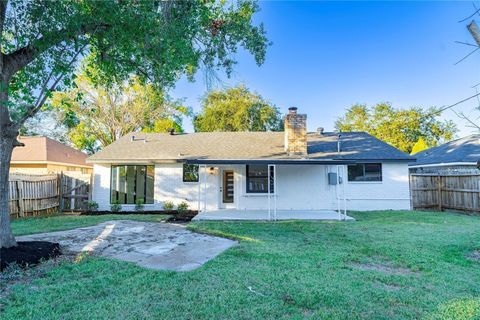 Tiny photo for 10907 Sharpview Drive, Houston, TX 77072 (MLS # 92641653)