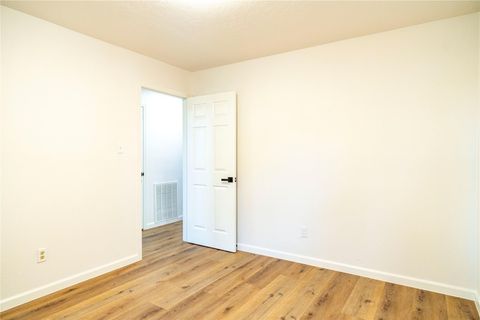 Tiny photo for 10907 Sharpview Drive, Houston, TX 77072 (MLS # 92641653)