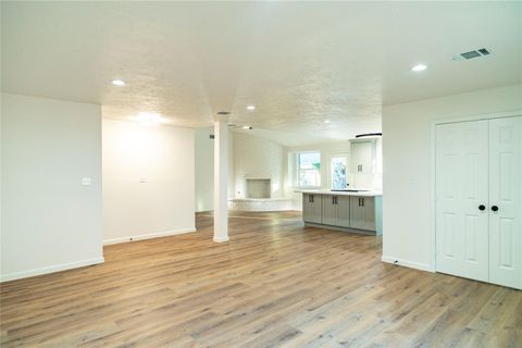 Tiny photo for 10907 Sharpview Drive, Houston, TX 77072 (MLS # 92641653)