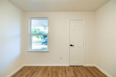 Tiny photo for 10907 Sharpview Drive, Houston, TX 77072 (MLS # 92641653)