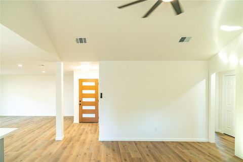 Tiny photo for 10907 Sharpview Drive, Houston, TX 77072 (MLS # 92641653)