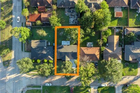 Tiny photo for 10907 Sharpview Drive, Houston, TX 77072 (MLS # 92641653)