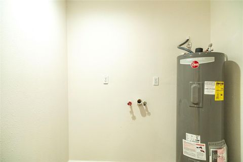 Tiny photo for 10907 Sharpview Drive, Houston, TX 77072 (MLS # 92641653)