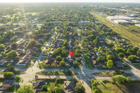Tiny photo for 10907 Sharpview Drive, Houston, TX 77072 (MLS # 92641653)