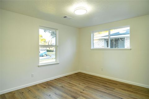 Tiny photo for 10907 Sharpview Drive, Houston, TX 77072 (MLS # 92641653)