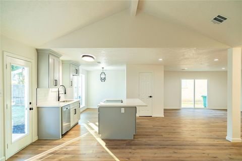 Tiny photo for 10907 Sharpview Drive, Houston, TX 77072 (MLS # 92641653)