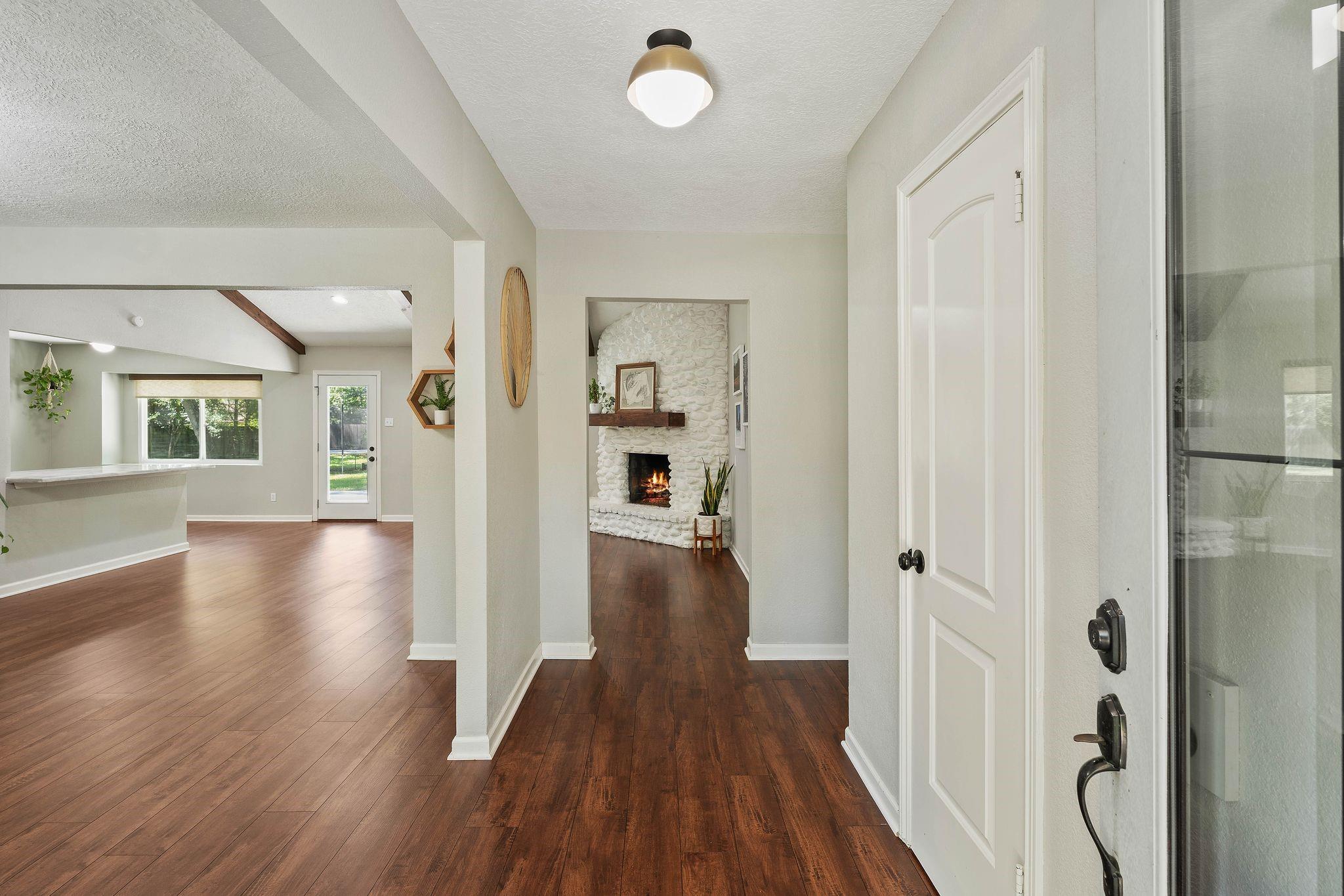 26723 Hillside Drive