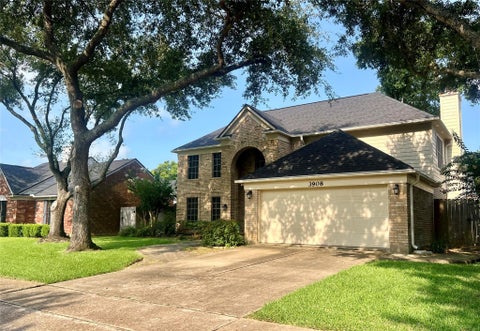 Photo of 3908 Spring River Drive, Pearland, TX 77584 (MLS # 97152905)