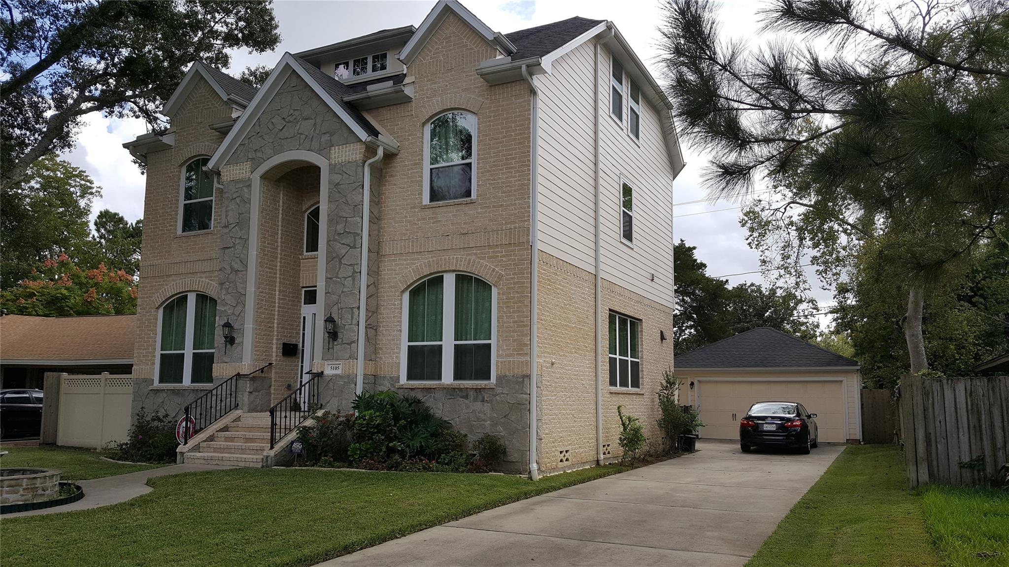 5105 Maple Street