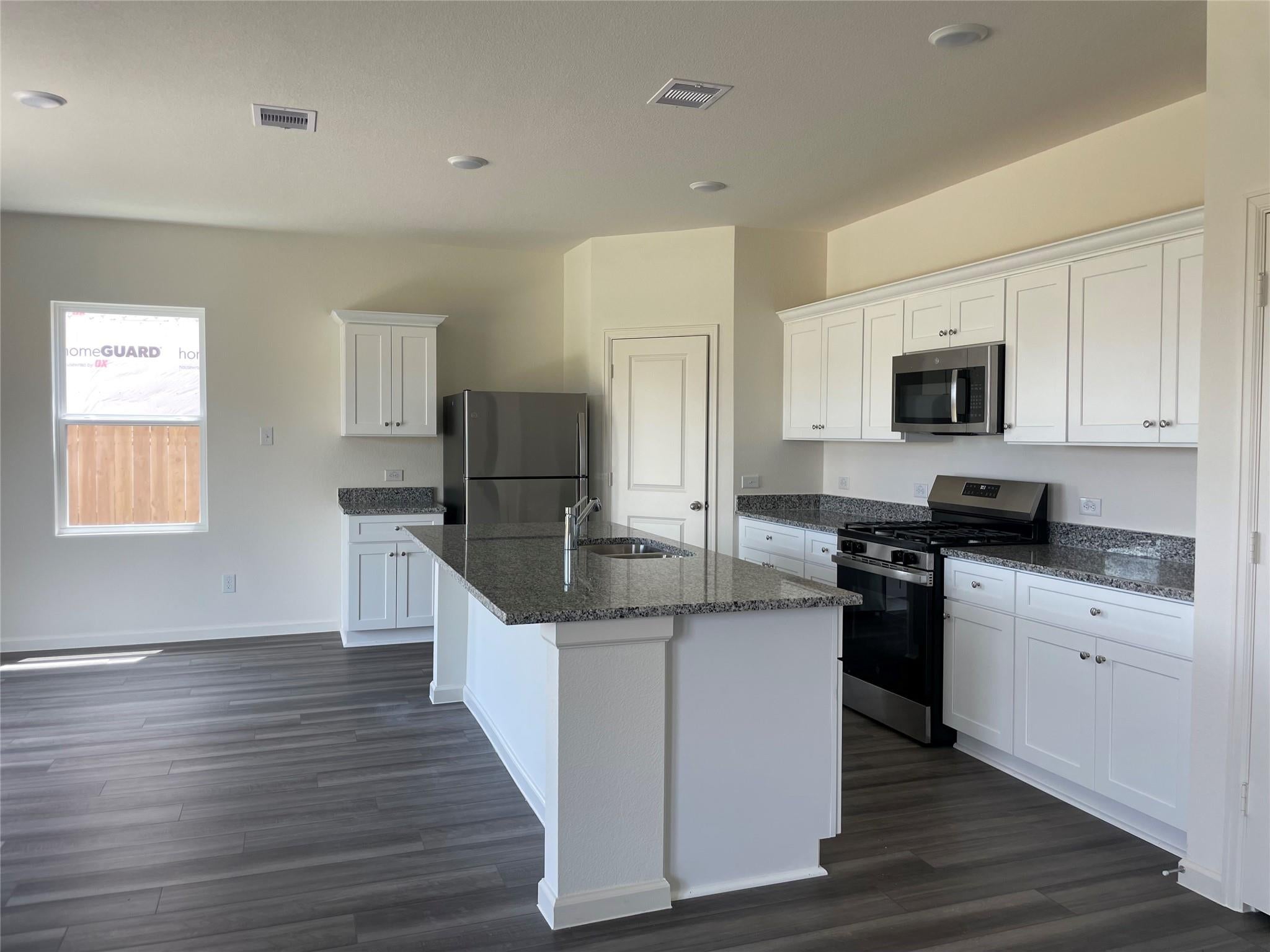 3223 Diamond View Lane
