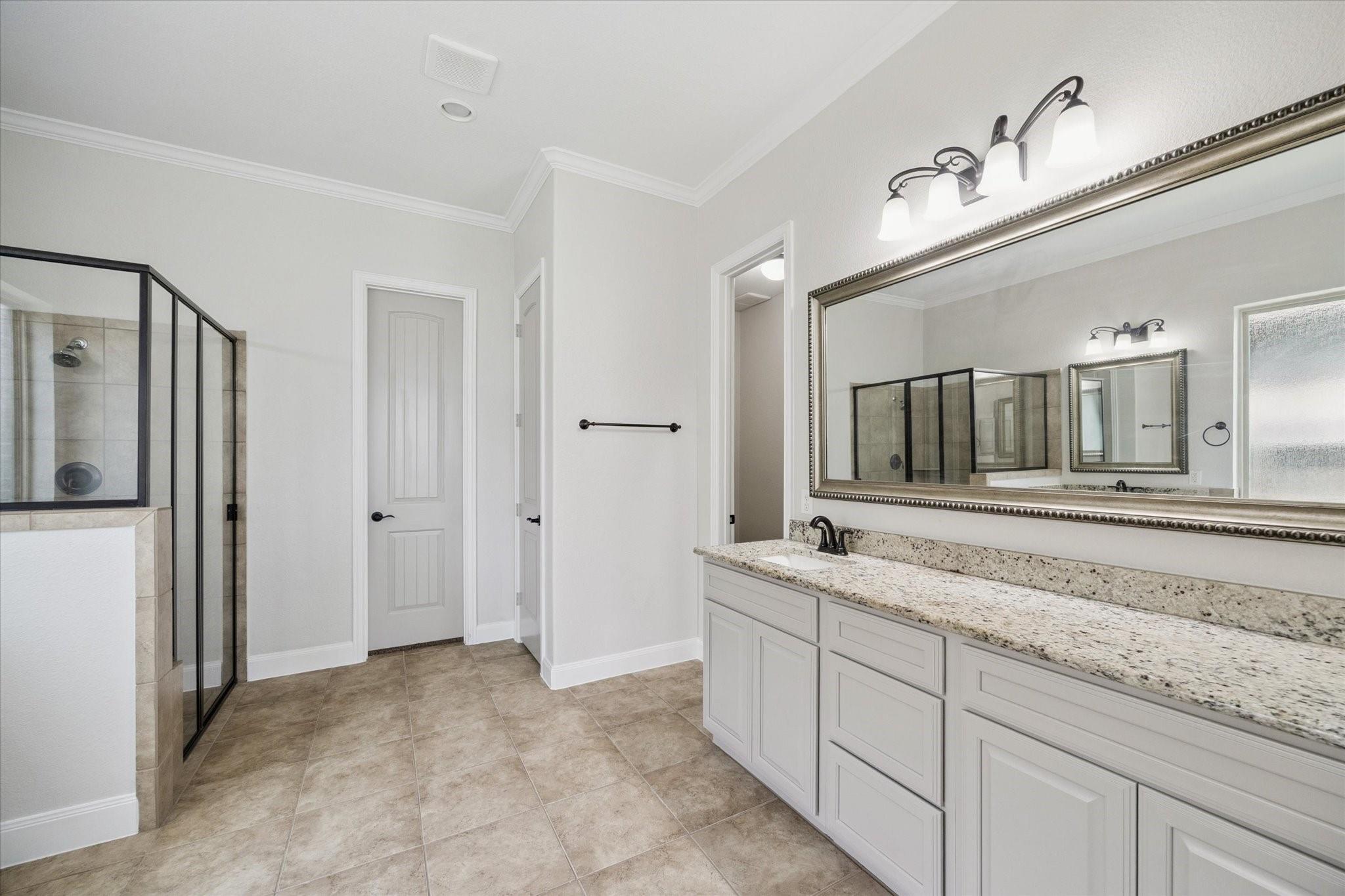 7814 Chinaberry Sky Lane