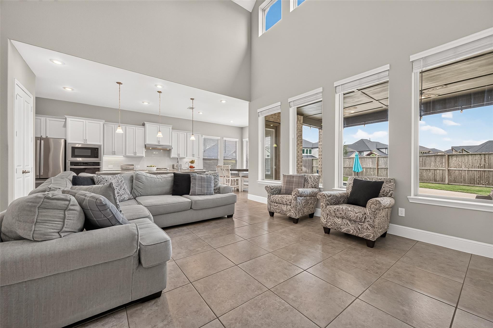 938 Orange Zest Lane