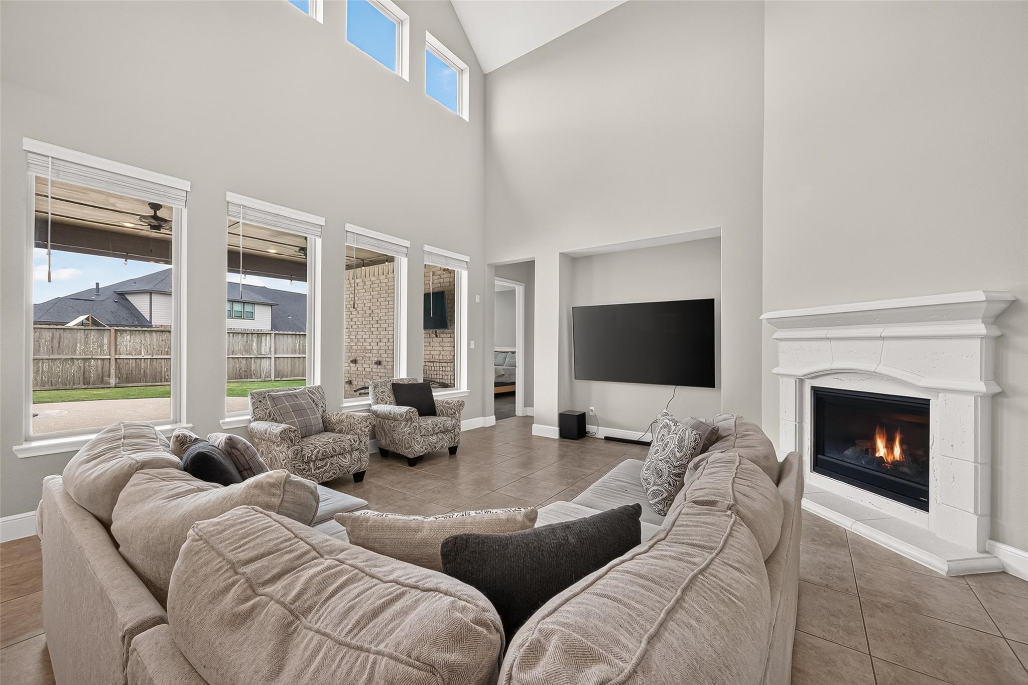 938 Orange Zest Lane
