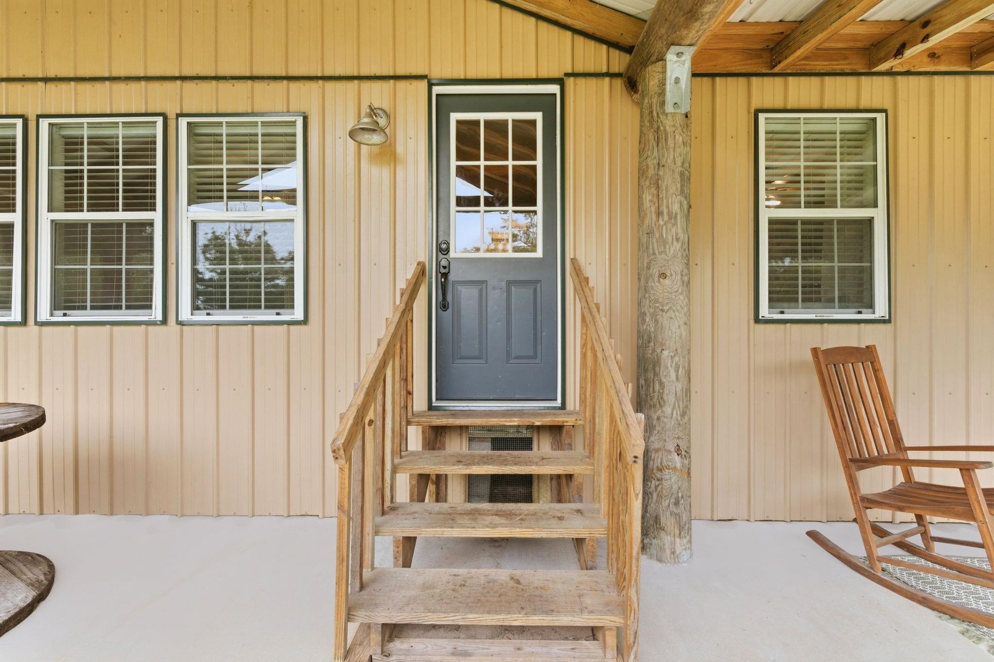 231 & 221 County Road 2212