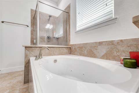Tiny photo for 38 S Pinto Point Circle, The Woodlands, TX 77389 (MLS # 57946637)