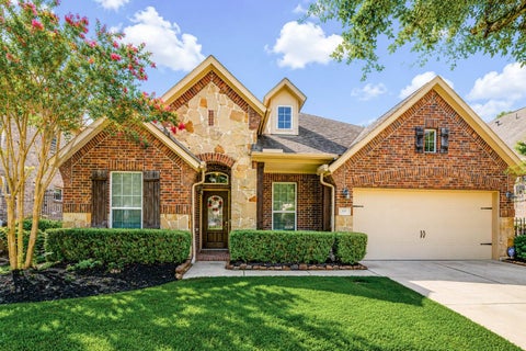Photo of 38 S Pinto Point Circle, Spring, TX 77389 (MLS # 57946637)