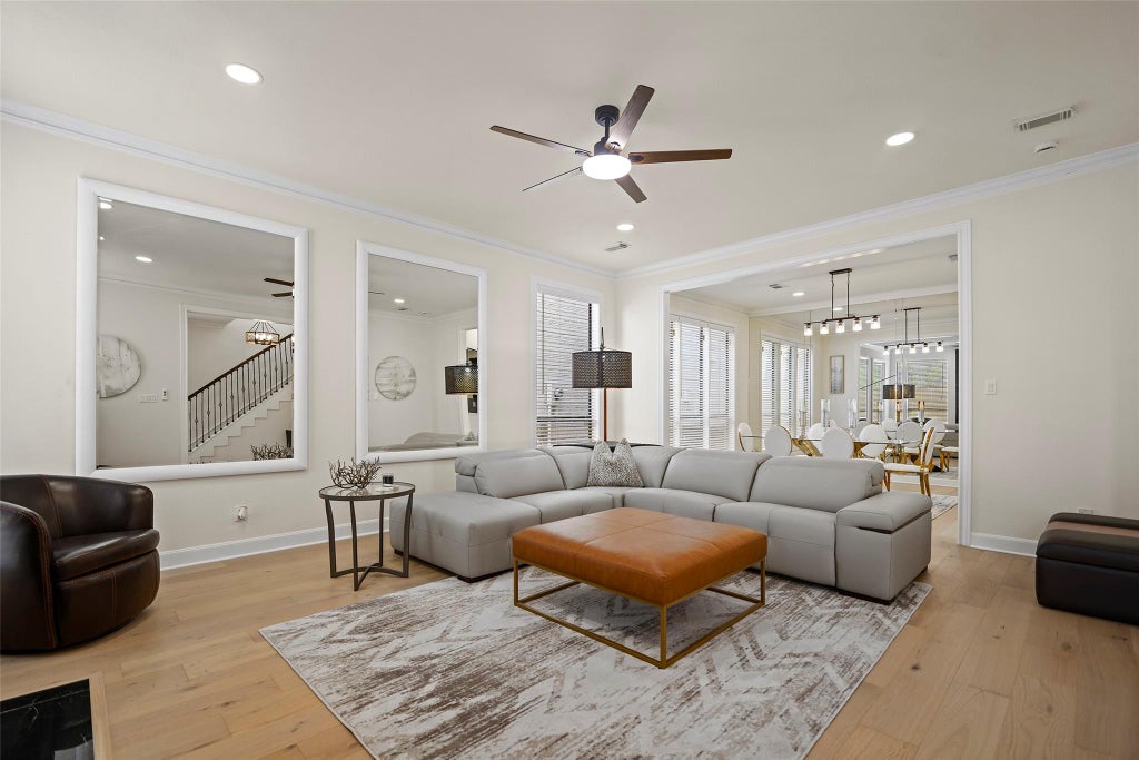 Photo of 1800 Nantucket Drive, Houston, TX 77057 (MLS # 6240975)