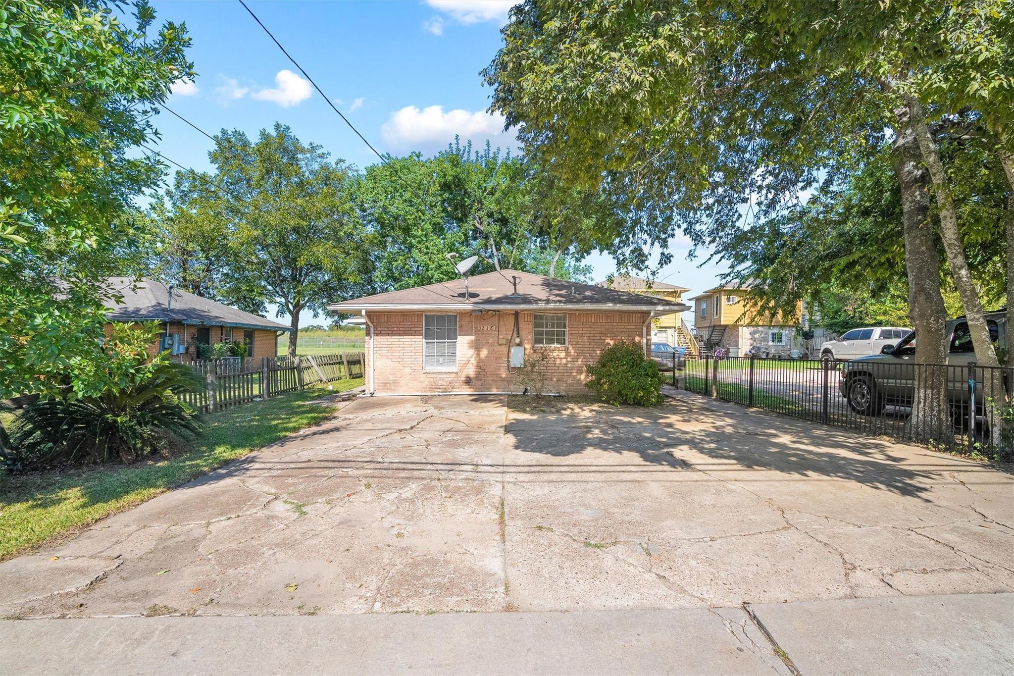 3218 5th Street