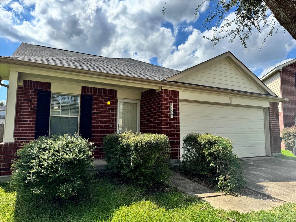 Photo of 8706 Rainesville Lane, Houston, TX 77075 (MLS # 44363802)