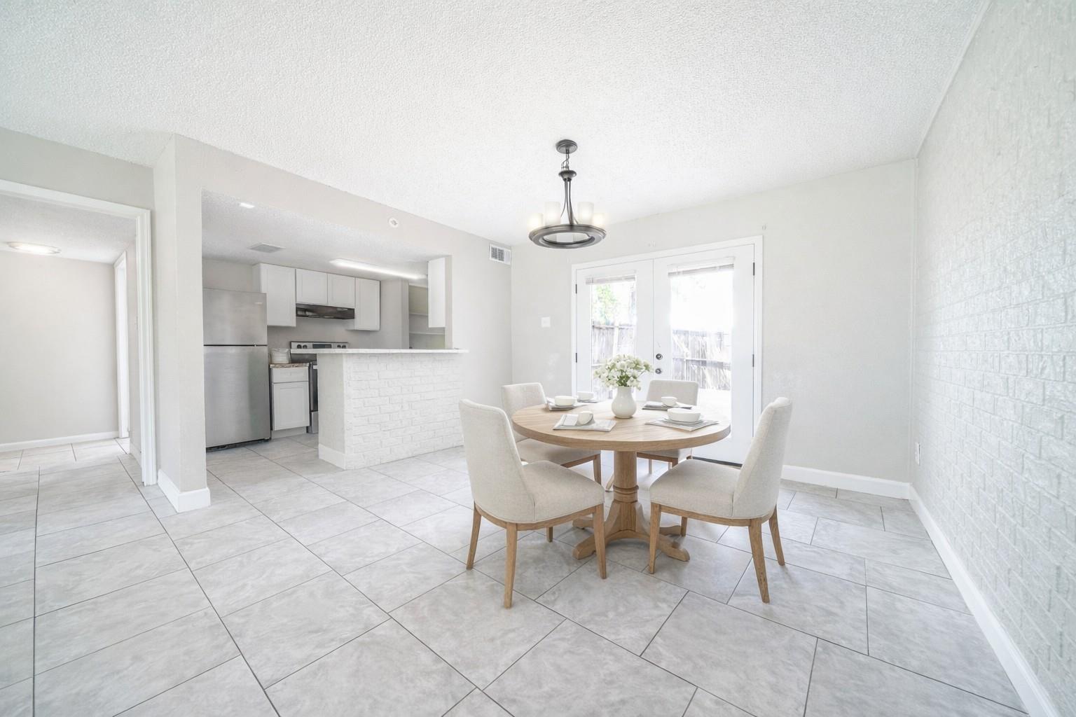 8100 Leonora Street 5