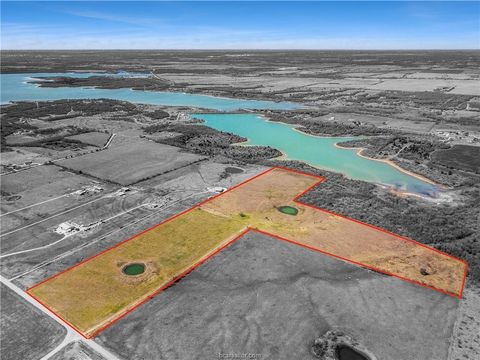 Photo of 1258 Steinke Road Rd, Mart, TX 76664 (MLS # 26807764)
