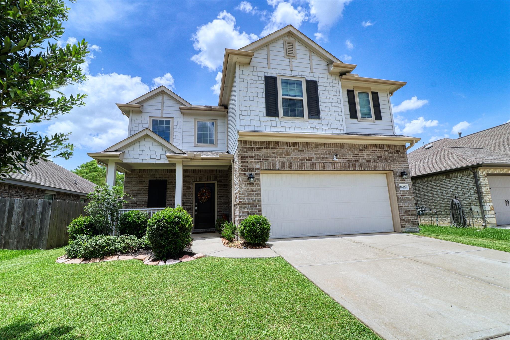 16109 Dockside Street