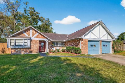 5703 Woodville Lane Pearland TX 77584