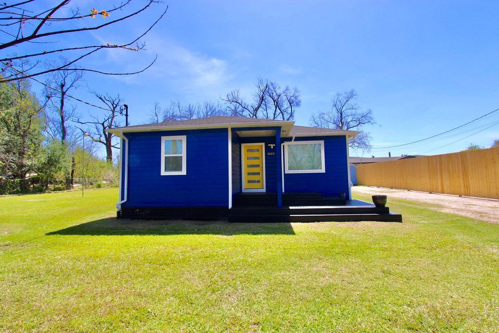 Photo of 2022 Ladin Drive, Houston, TX 77039 (MLS # 75603919)