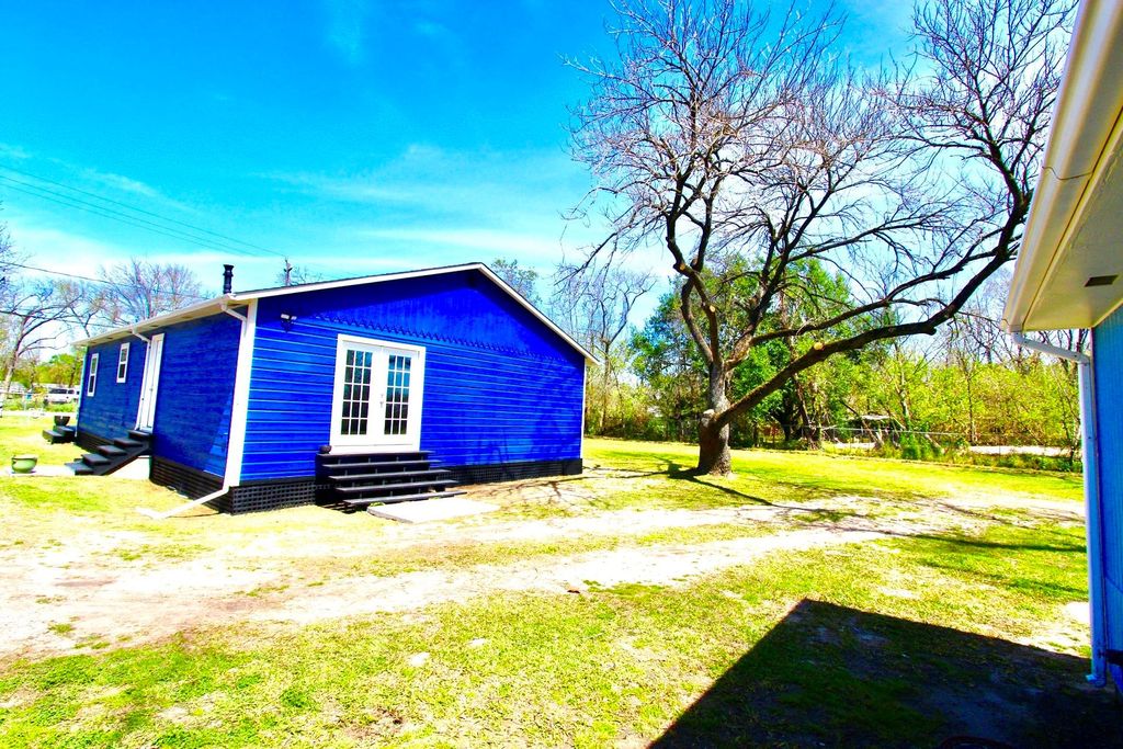 Photo of 2022 Ladin Drive, Houston, TX 77039 (MLS # 75603919)