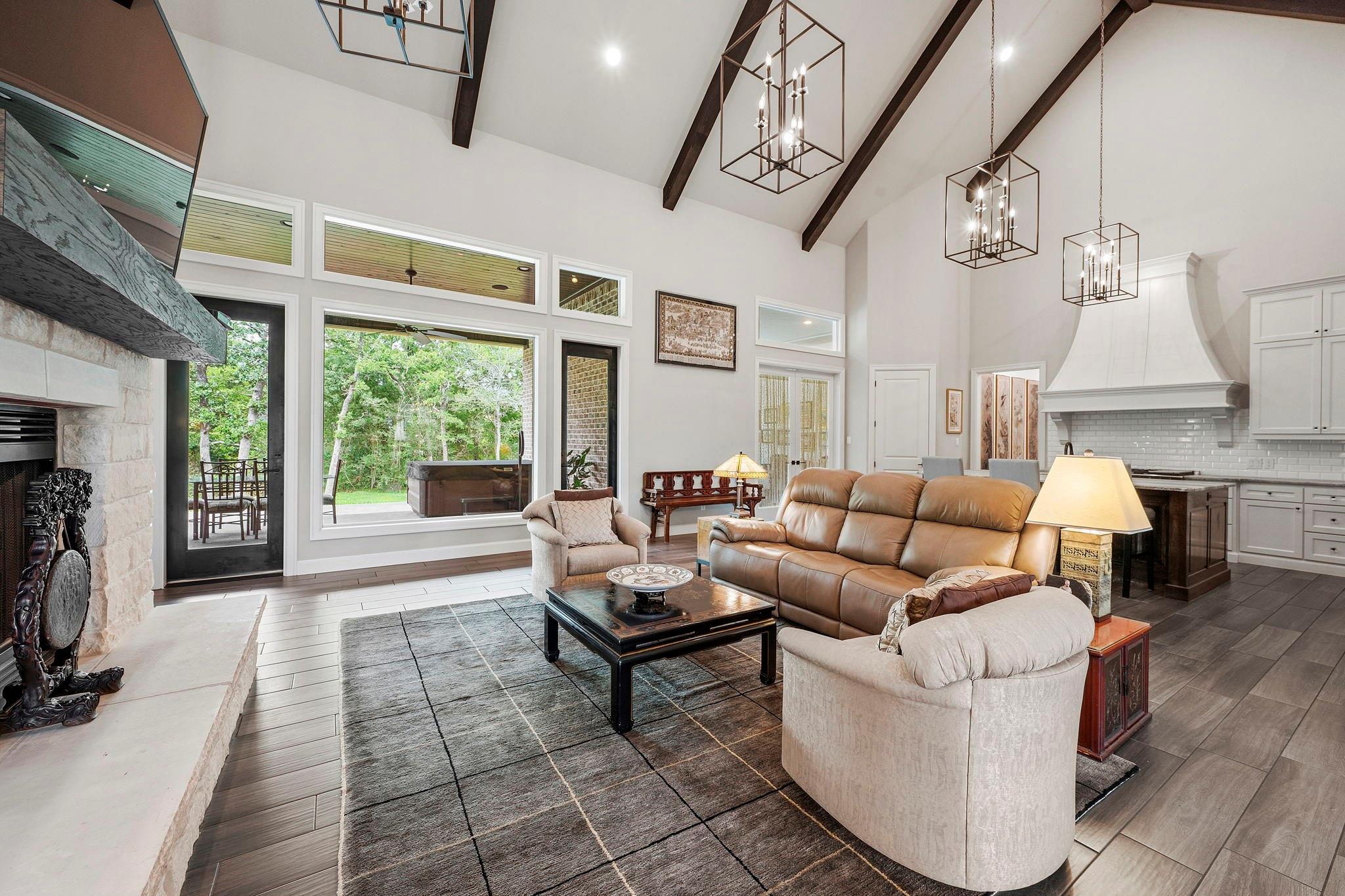1231 Quarry Oaks Drive
