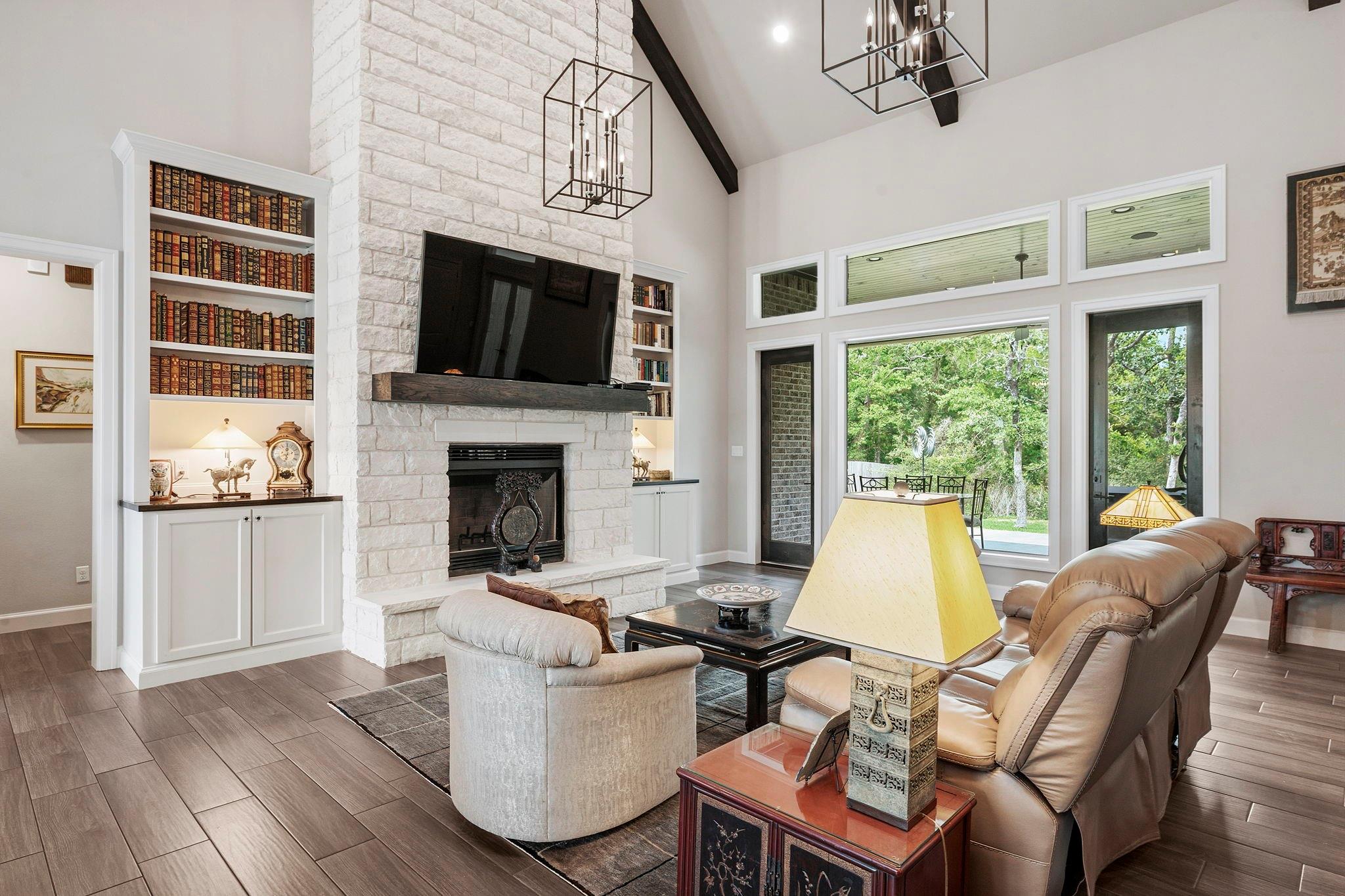 1231 Quarry Oaks Drive