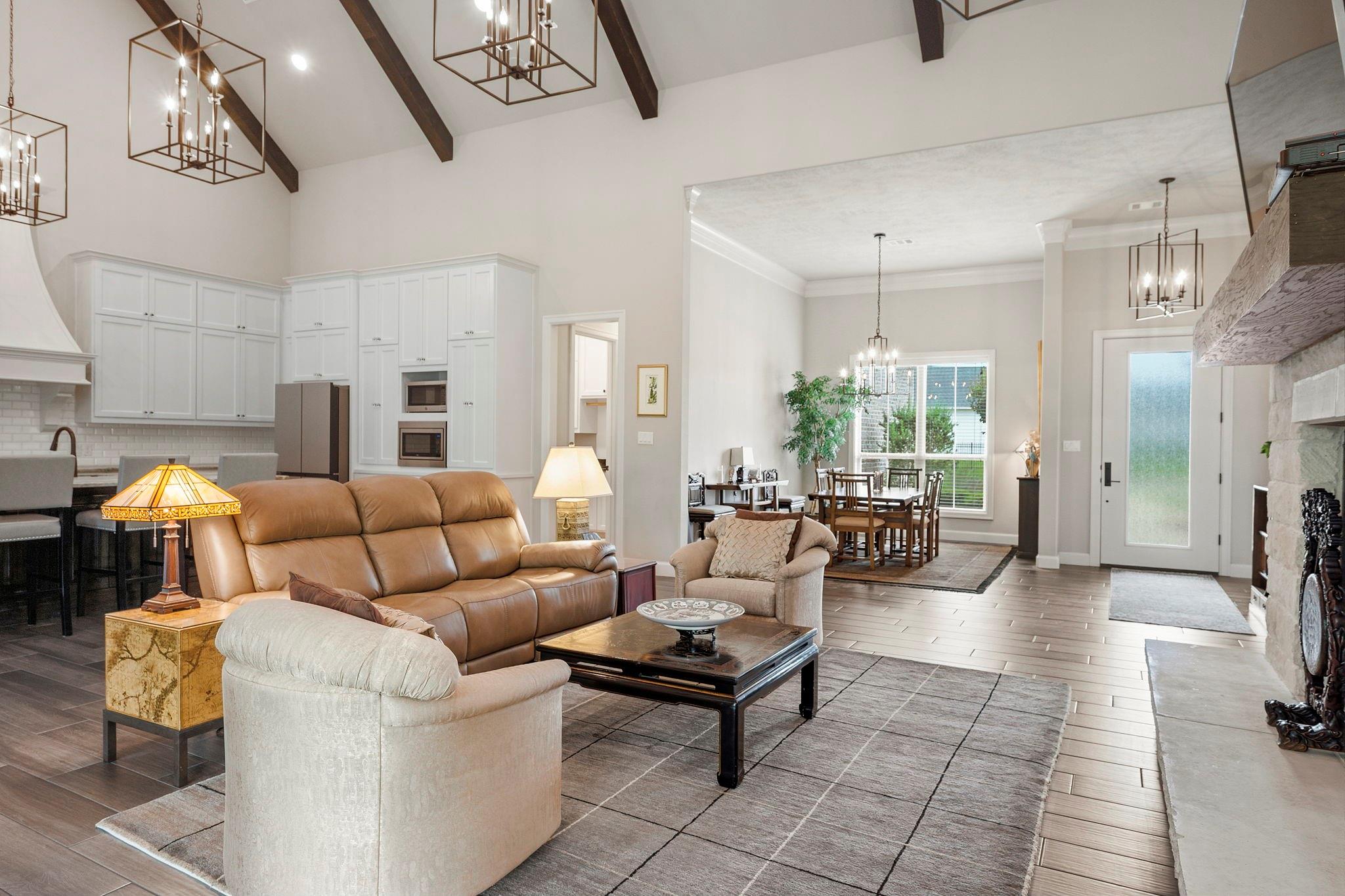 1231 Quarry Oaks Drive