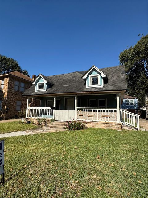 Photo of 1411 Godwin Street, Houston, TX 77023 (MLS # 19558358)