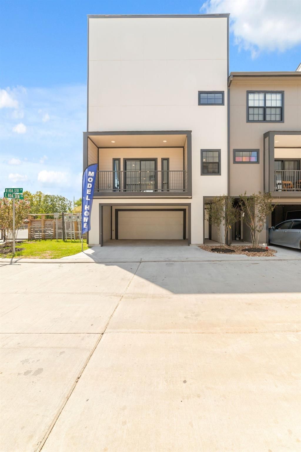 Photo of 11923 N Hoa Sen Circle, Houston, TX 77072 (MLS # 62833512)