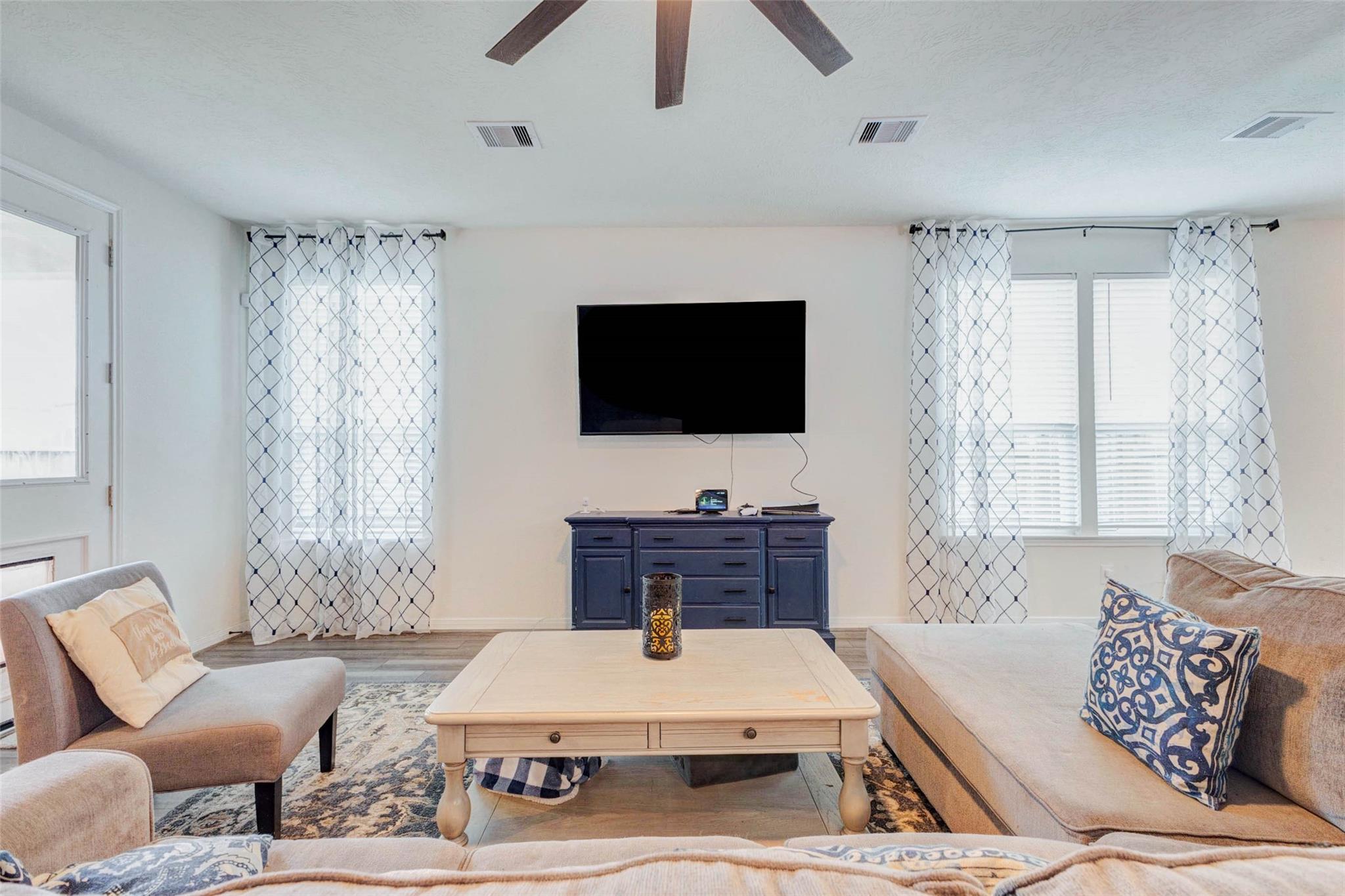 2880 Grand Anse Drive