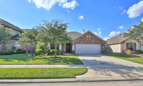 Photo of 18619 Weeping Spring Drive, Cypress, TX 77429 (MLS # 10087485)