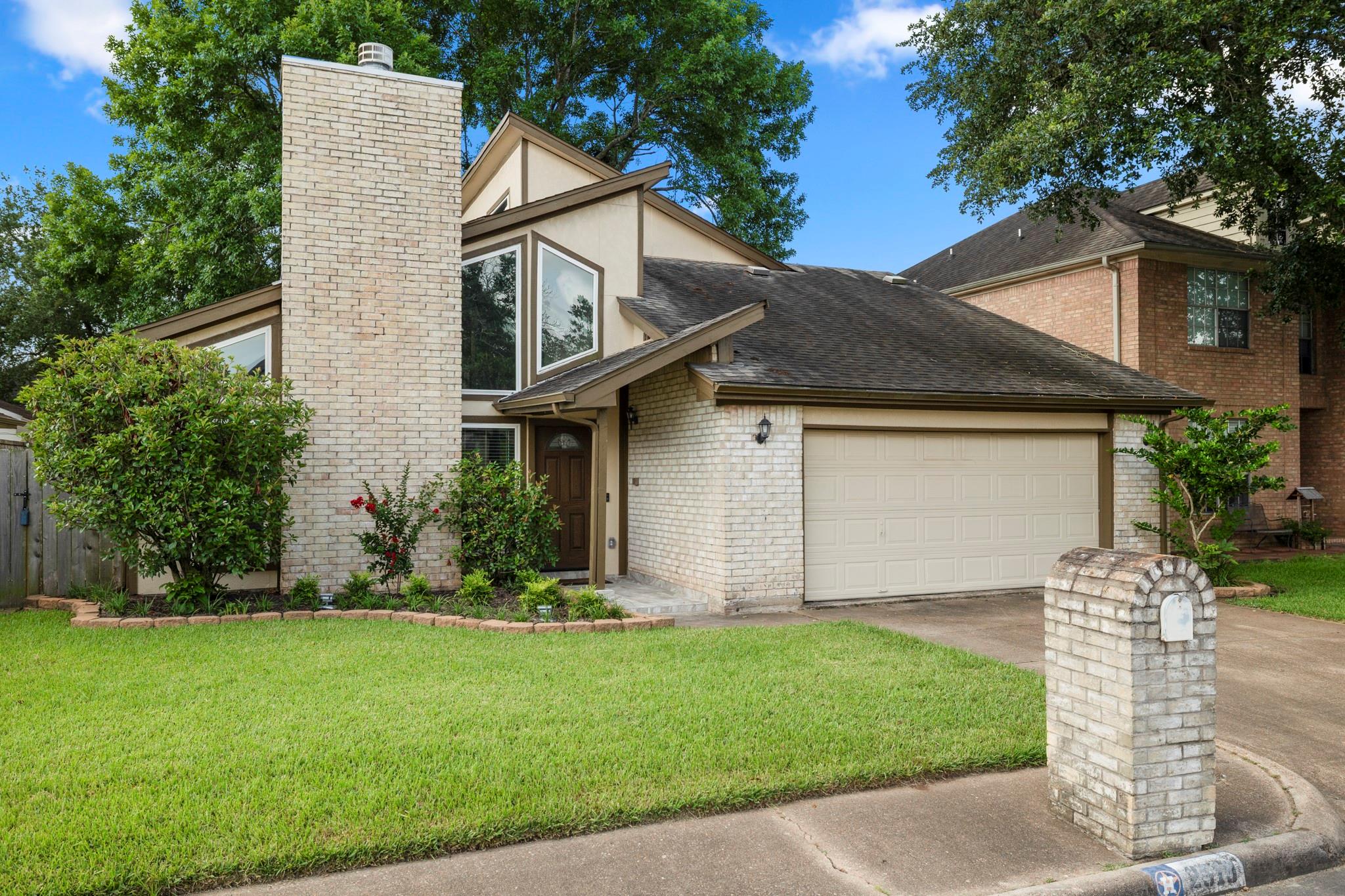 2919 Lake View Drive