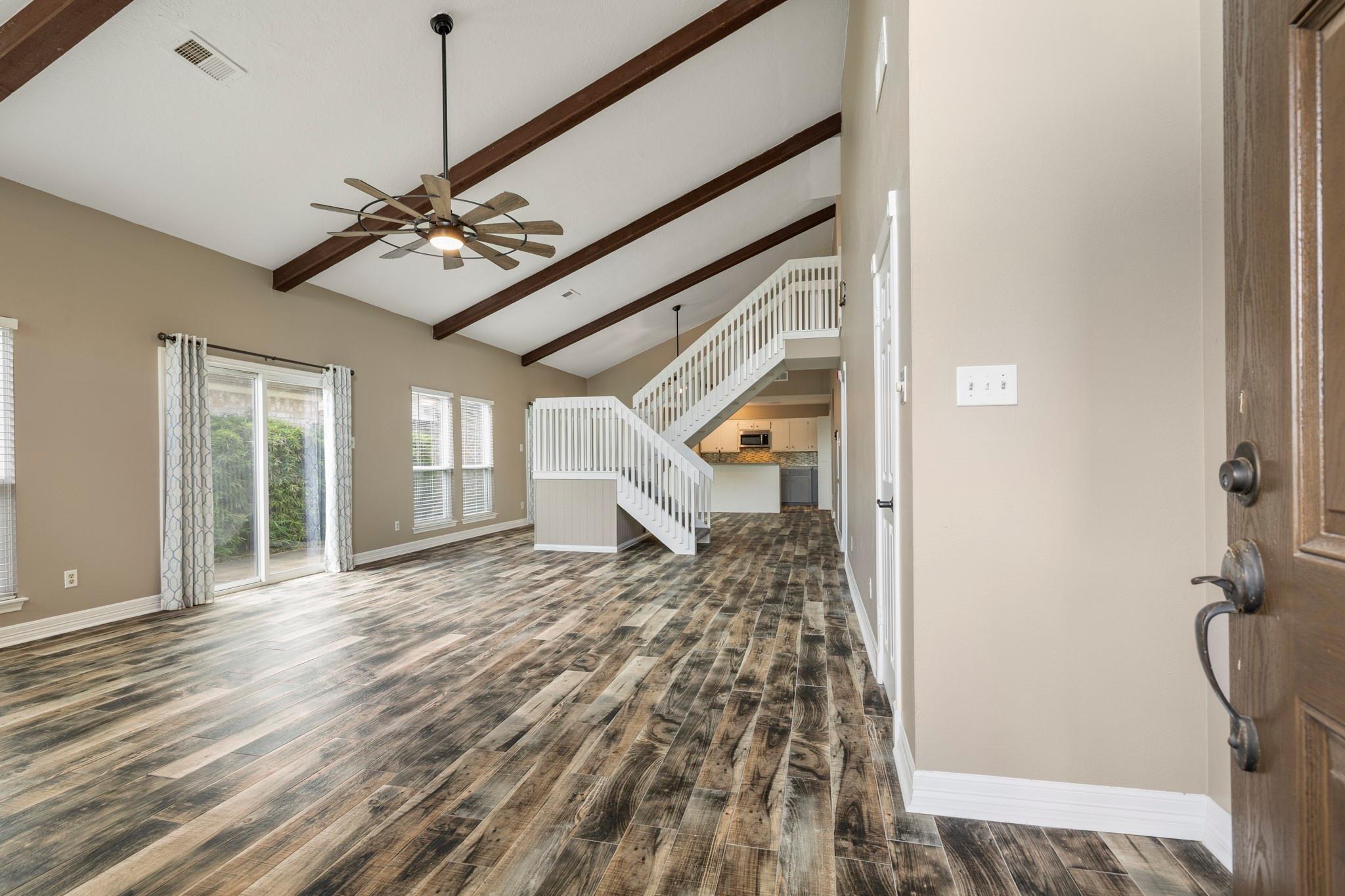 2919 Lake View Drive