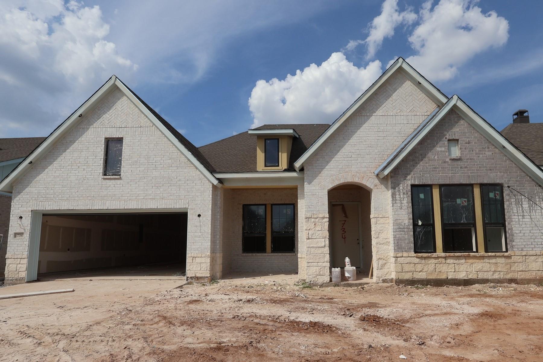 734 Hummingbird Haven Drive