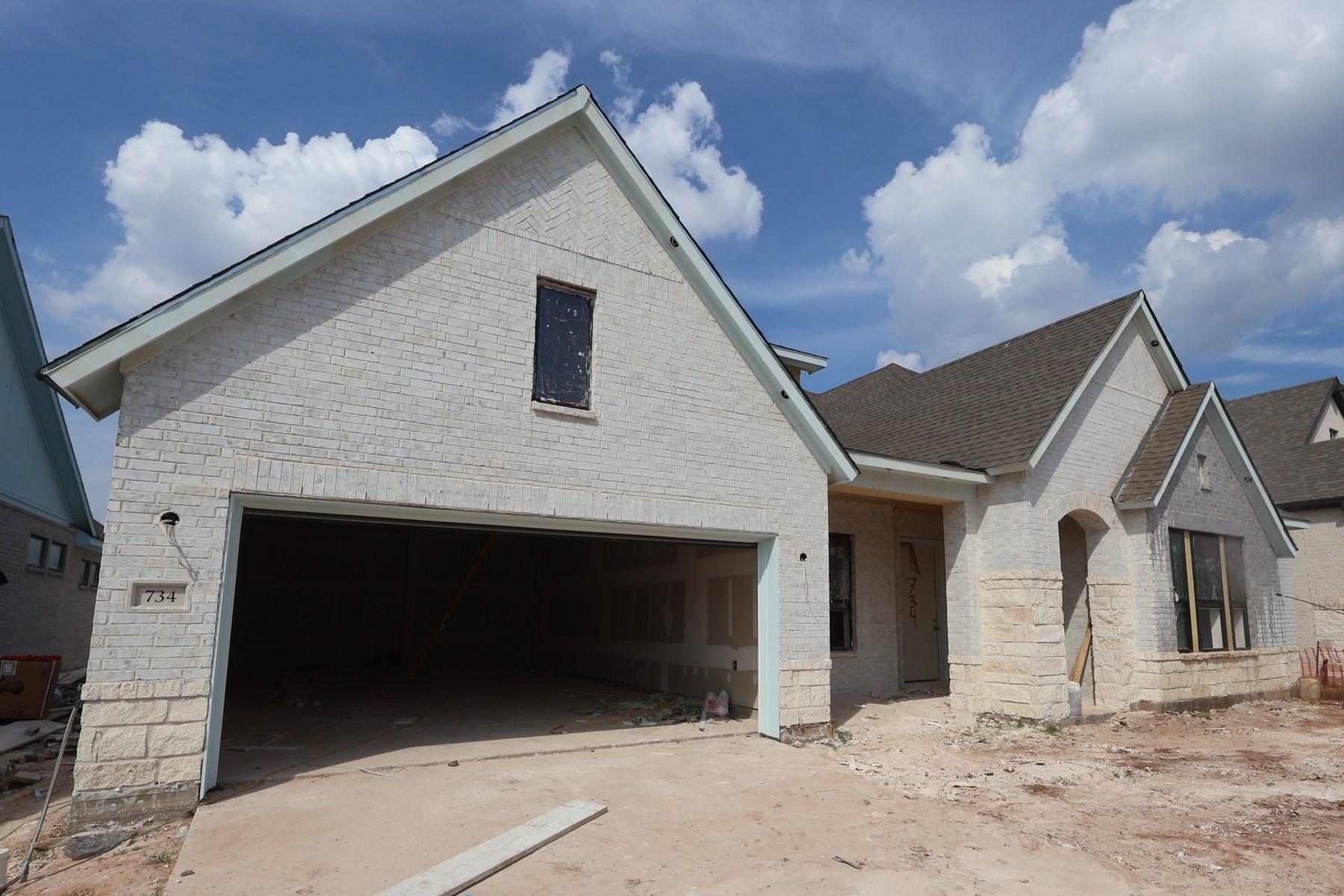 734 Hummingbird Haven Drive