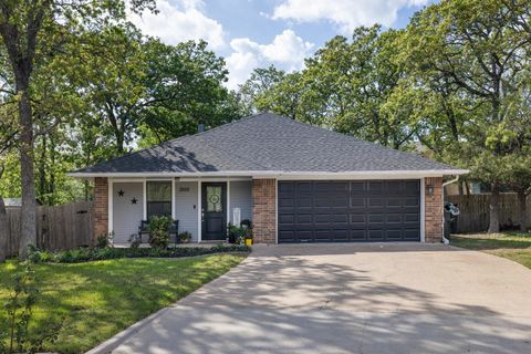 Photo of 3000 Manorwood Drive, Bryan, TX 77801 (MLS # 15850278)