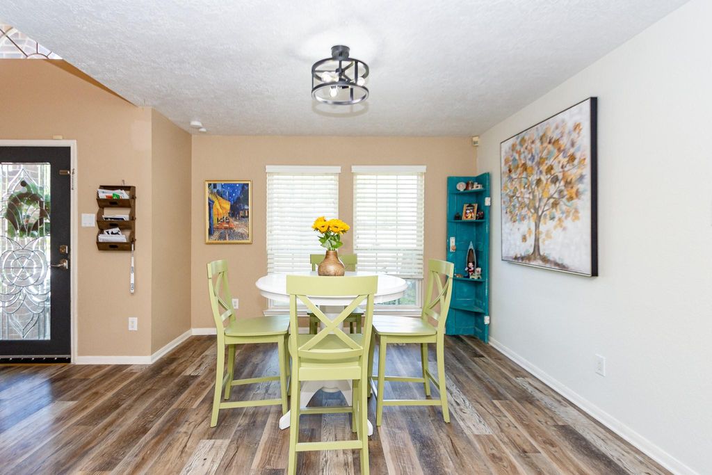 Photo of 1714 Oak Valley Drive, Kemah, TX 77565 (MLS # 48077597)