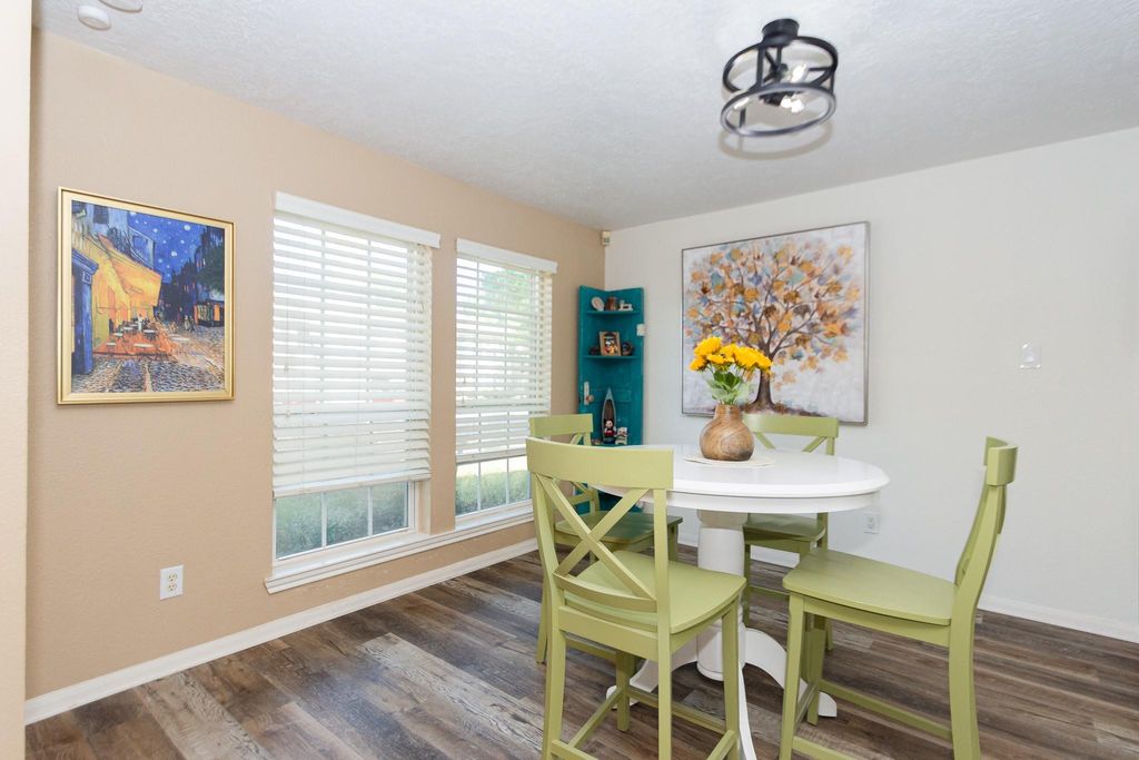 Photo of 1714 Oak Valley Drive, Kemah, TX 77565 (MLS # 48077597)