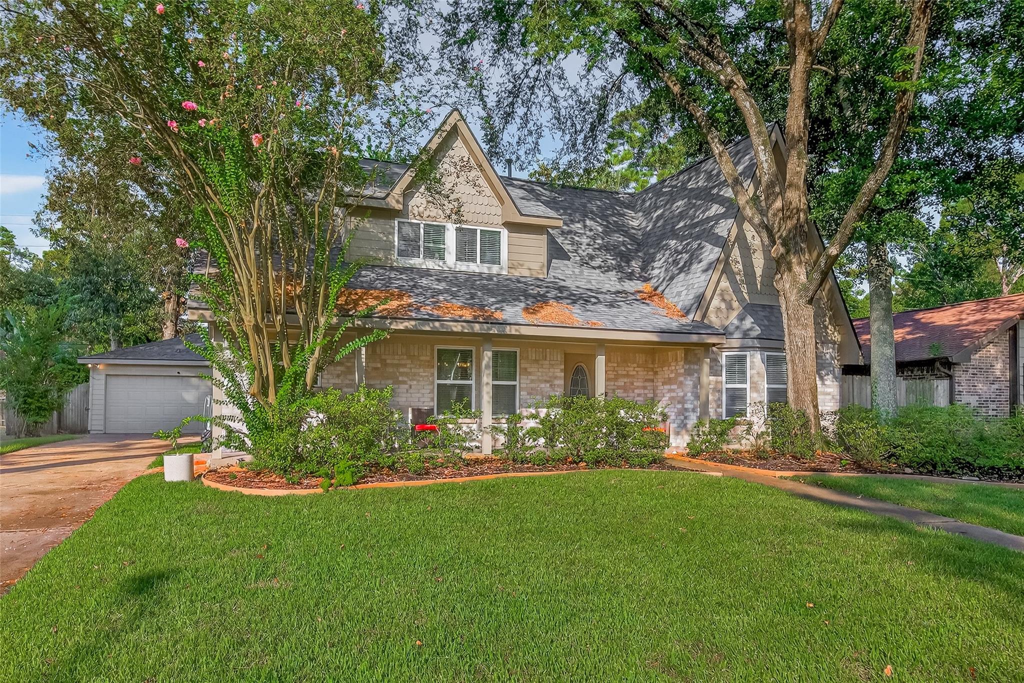 3023 Highland Laurels Drive