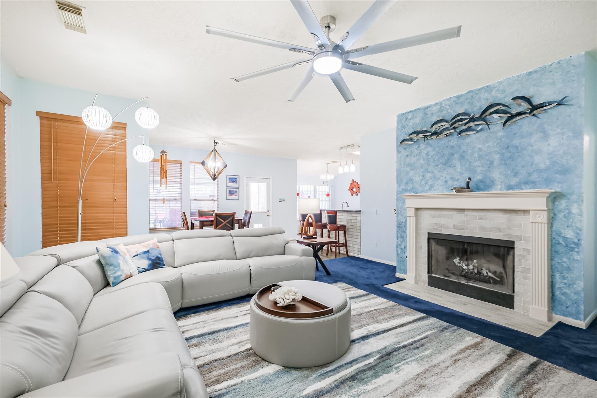 5125 Cotter Lane