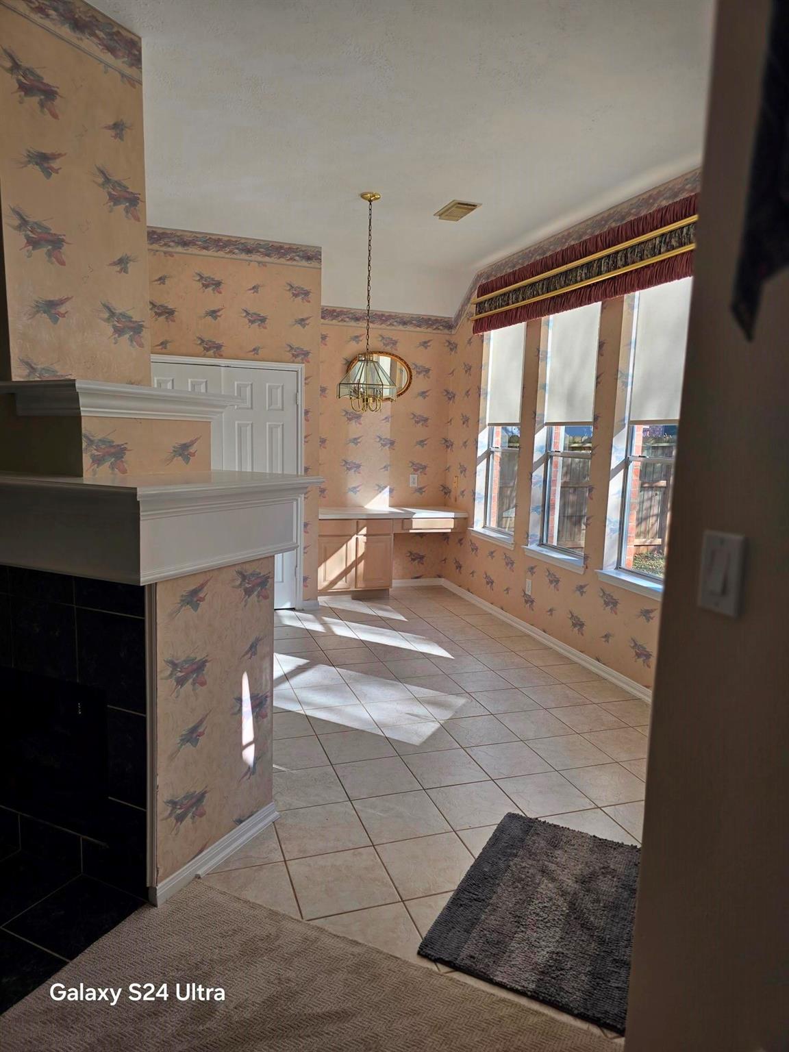 2727 Gregway Lane