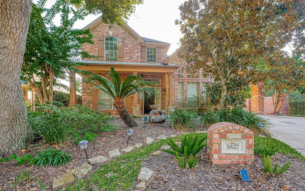 Photo of 3827 Garden Way, Missouri City, TX 77459 (MLS # 60838531)